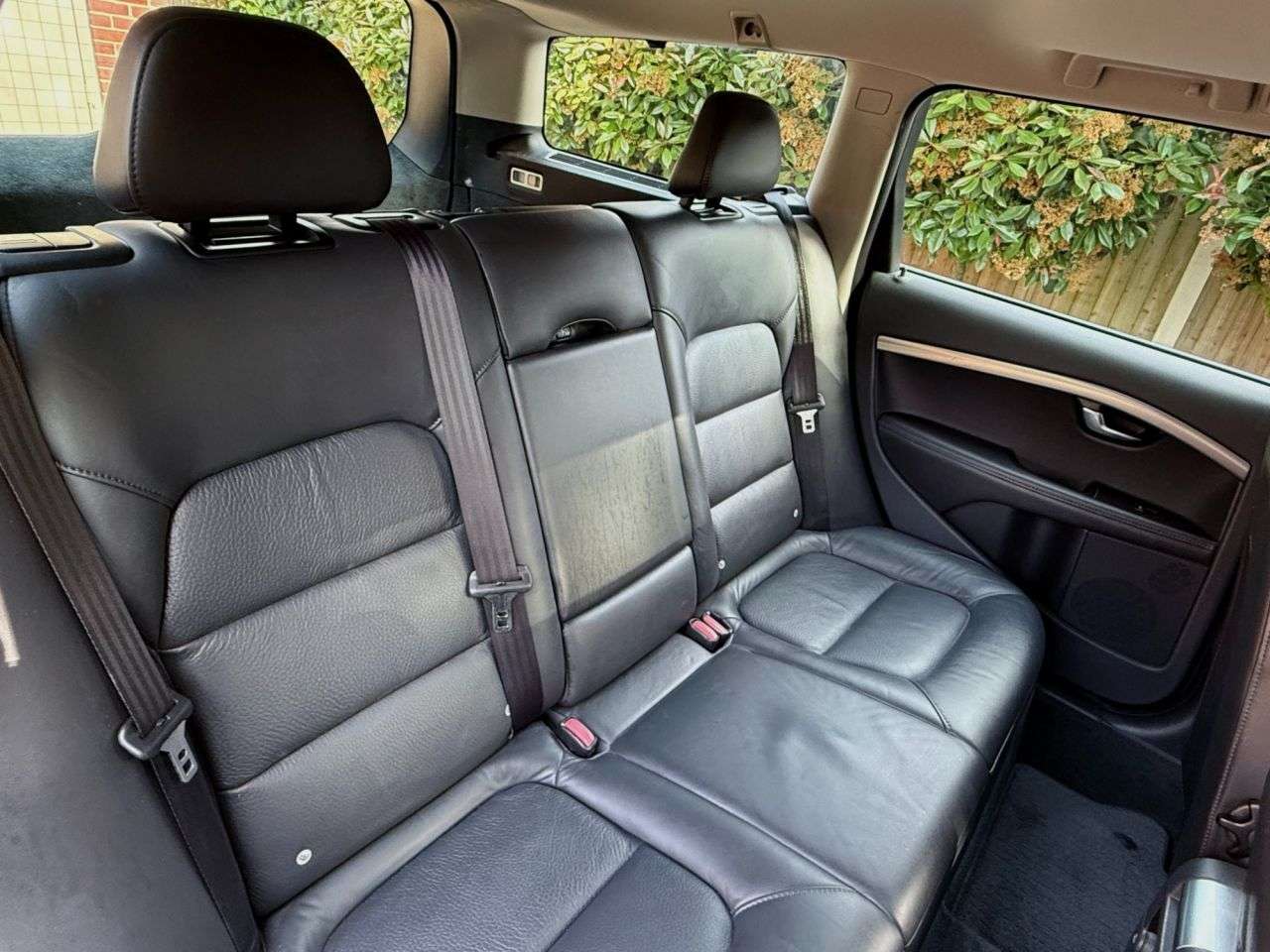 2013 VOLVO V70 2013 VOLVO V70