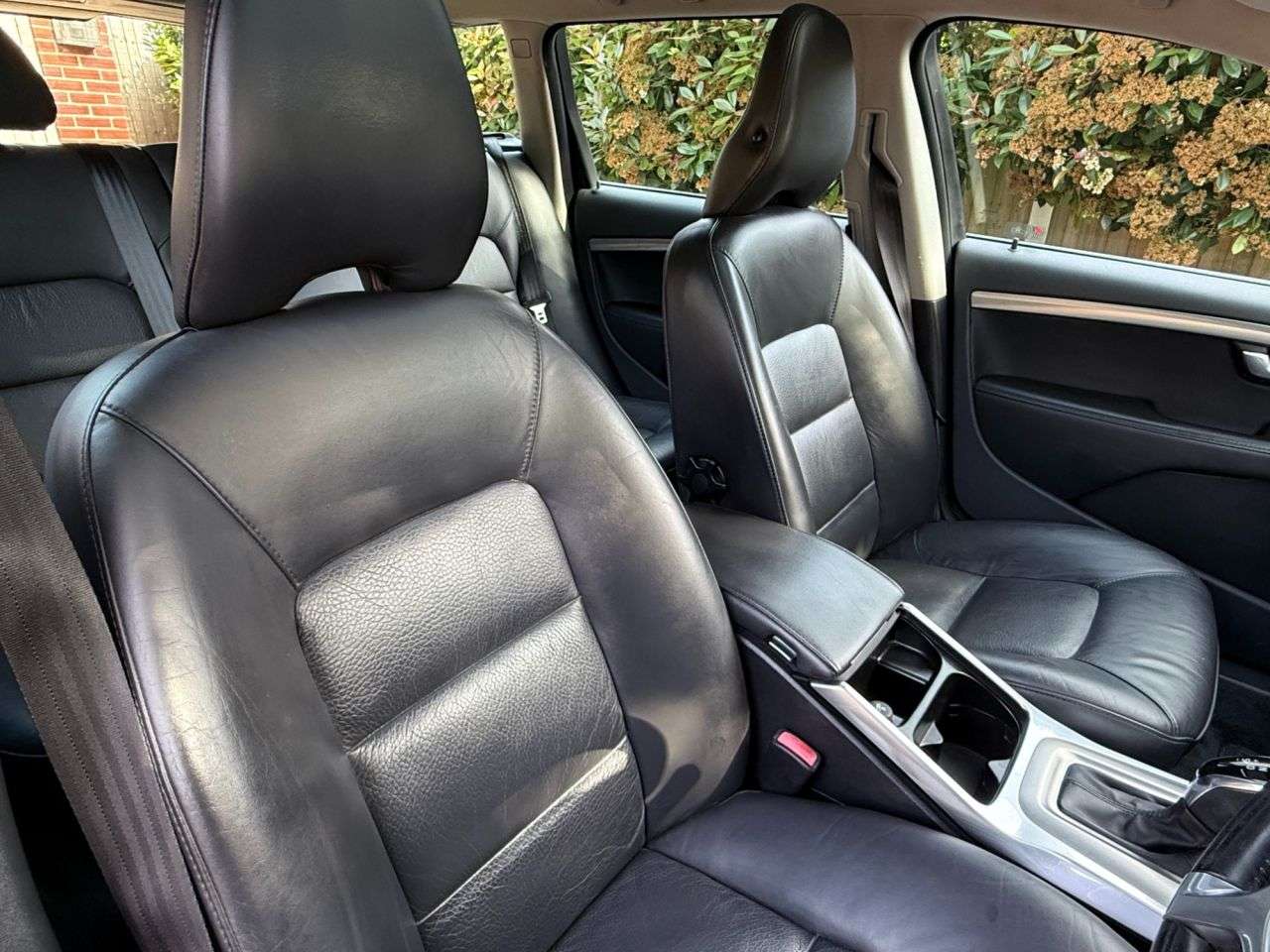 2013 VOLVO V70 2013 VOLVO V70