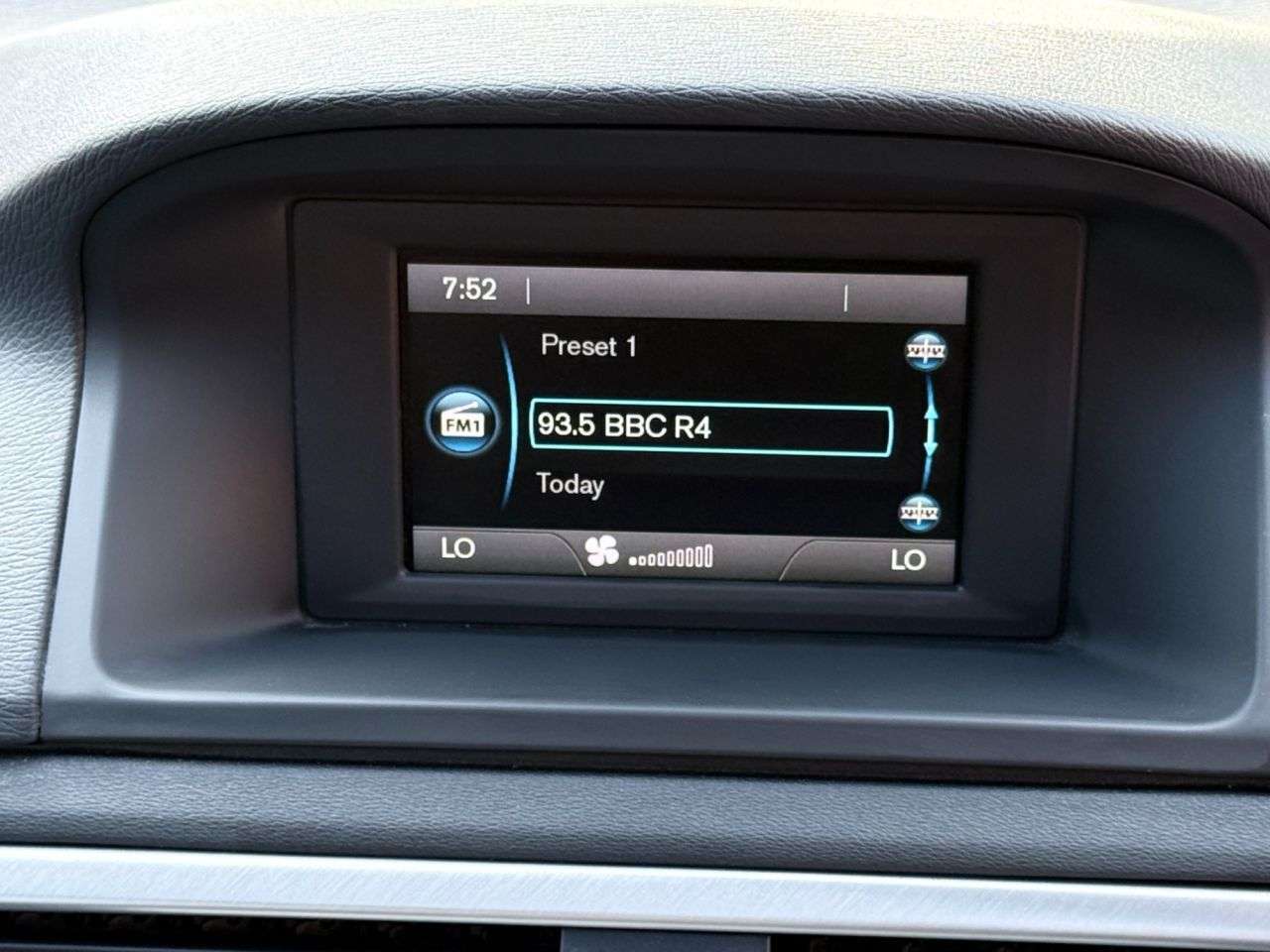 2013 VOLVO V70 2013 VOLVO V70