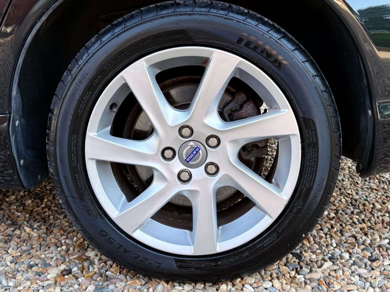 2013 VOLVO V70 2013 VOLVO V70