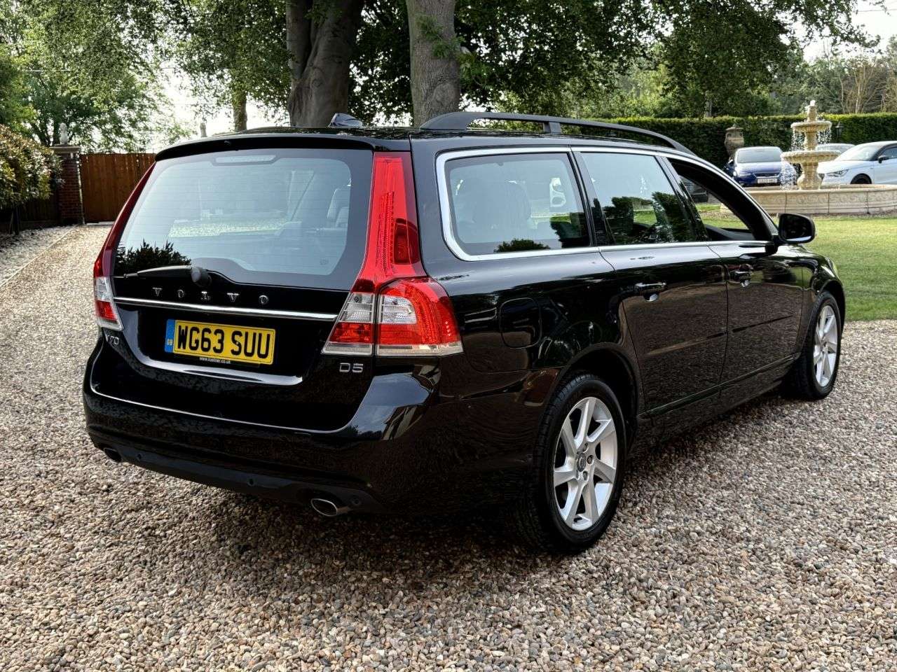 2013 VOLVO V70 2013 VOLVO V70