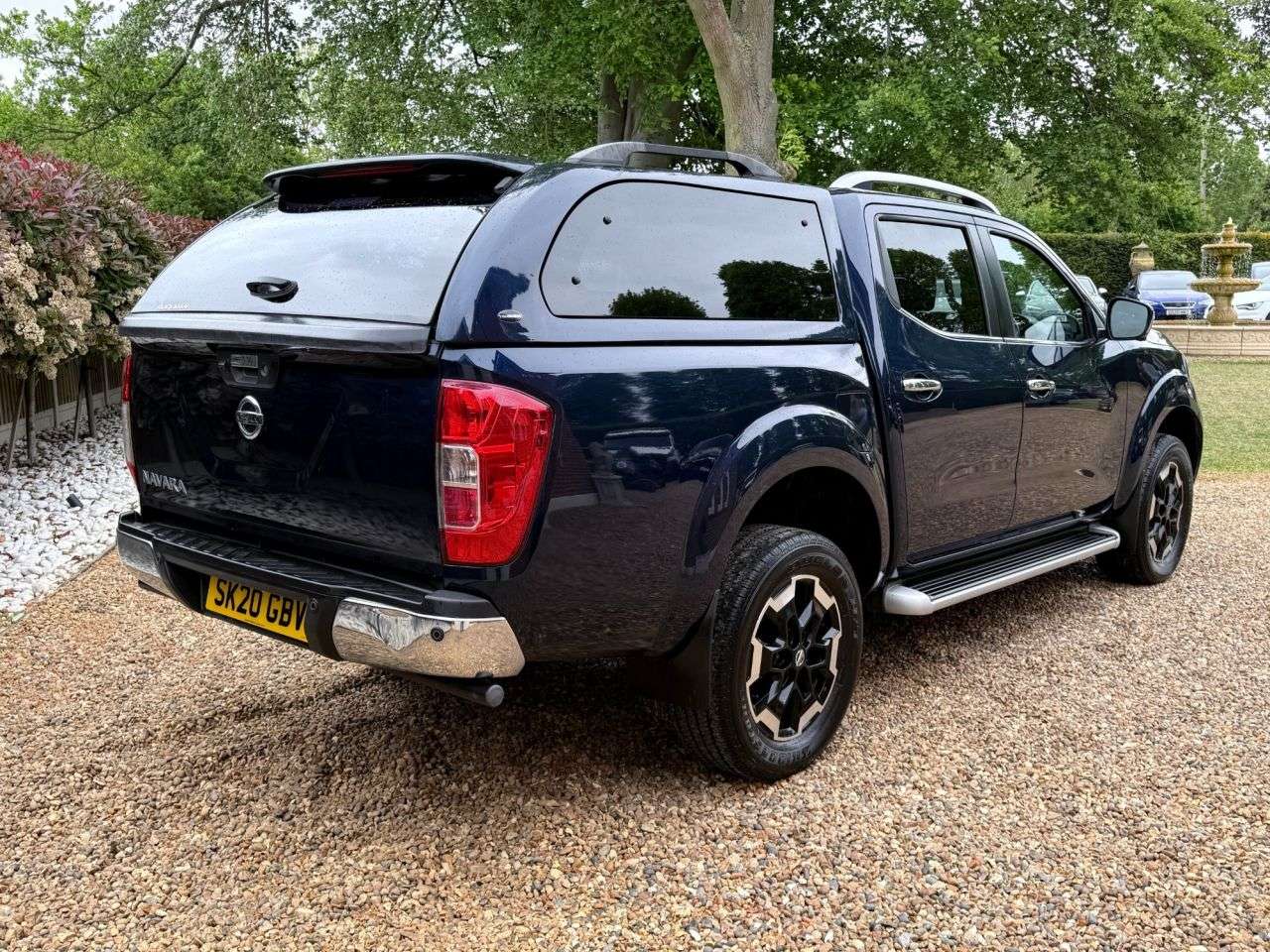 A 2020 NISSAN NAVARA 2.3 dCi Tekna Pickup Double Cab 4dr Diesel Auto 4WD Euro 6 (190 ps) A 2020 NISSAN NAVARA 2.3 dCi Tekna Pickup Double Cab 4dr Diesel Auto 4WD Euro 6 (190 ps)