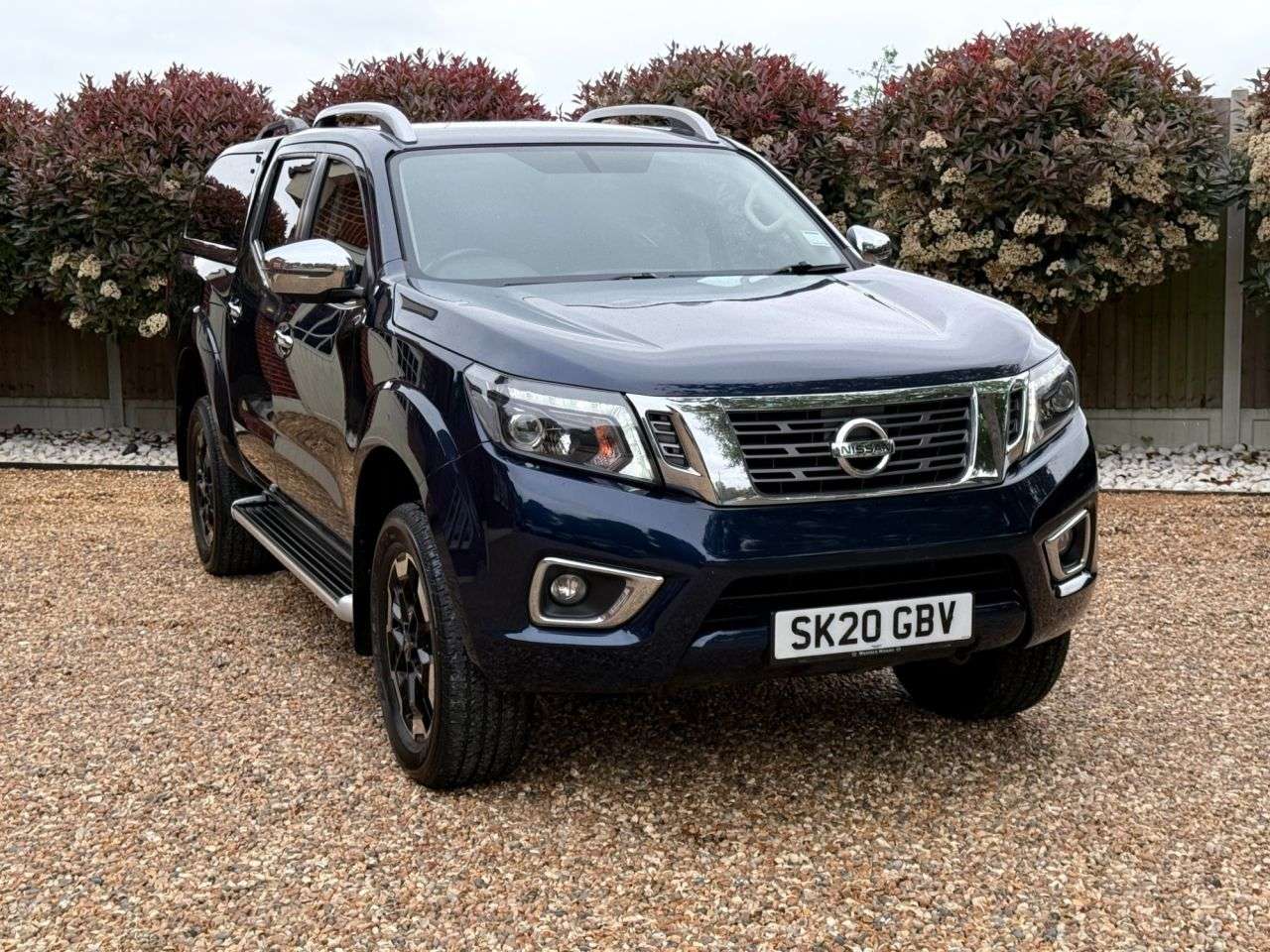 A 2020 NISSAN NAVARA 2.3 dCi Tekna Pickup Double Cab 4dr Diesel Auto 4WD Euro 6 (190 ps) A 2020 NISSAN NAVARA 2.3 dCi Tekna Pickup Double Cab 4dr Diesel Auto 4WD Euro 6 (190 ps)