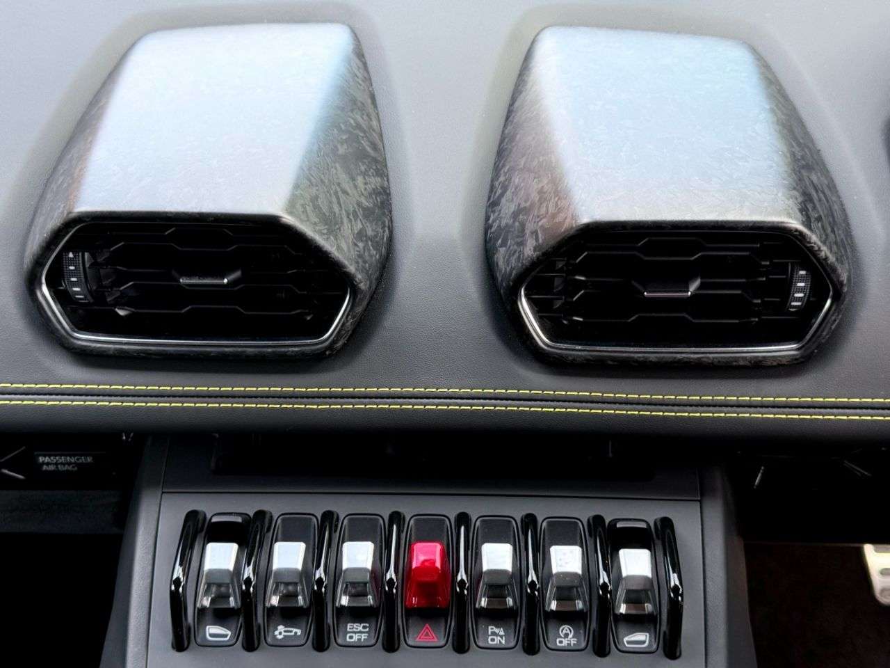 2020 LAMBORGHINI HURACAN 2020 LAMBORGHINI HURACAN