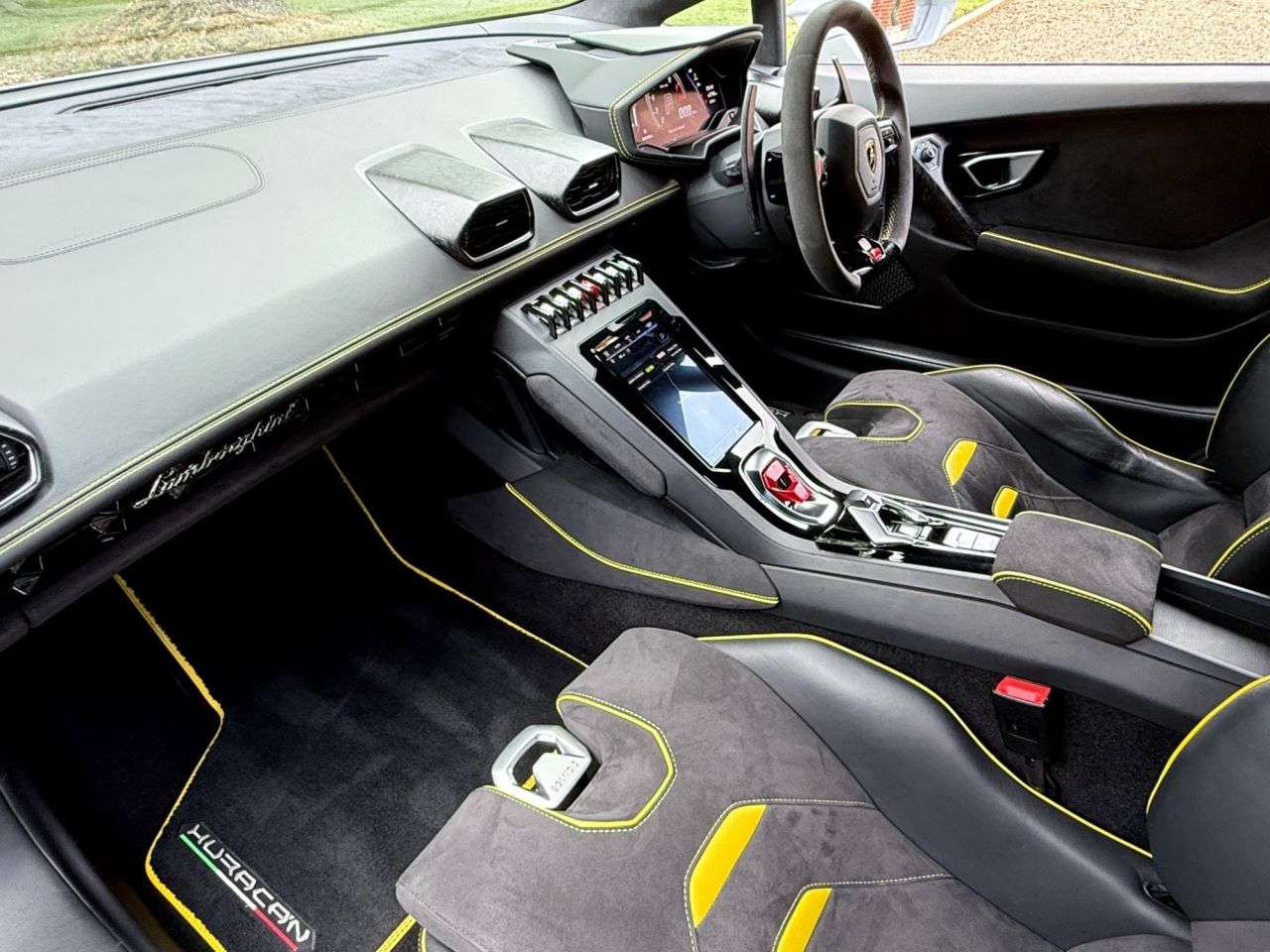 2020 LAMBORGHINI HURACAN 2020 LAMBORGHINI HURACAN