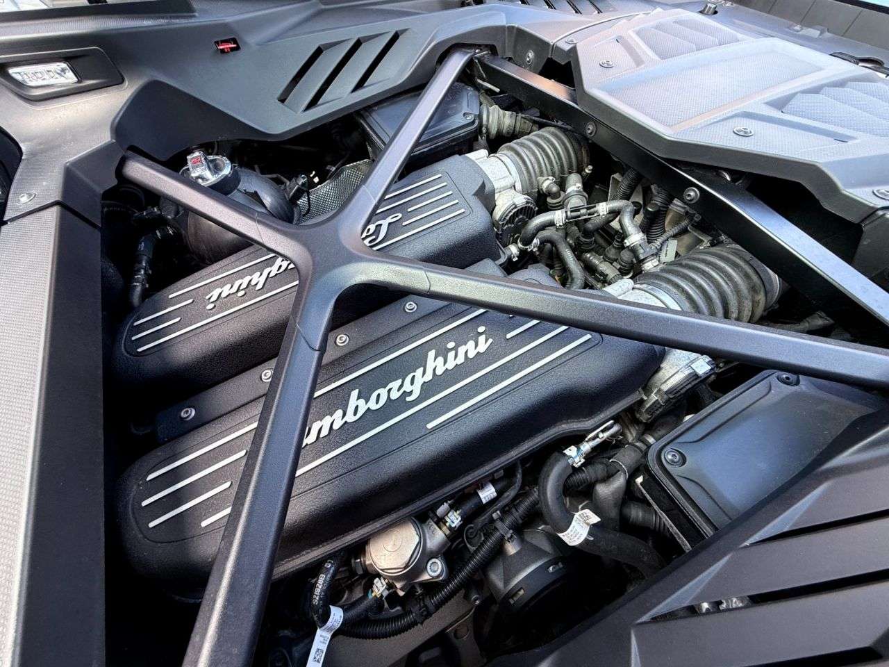 2020 LAMBORGHINI HURACAN 2020 LAMBORGHINI HURACAN
