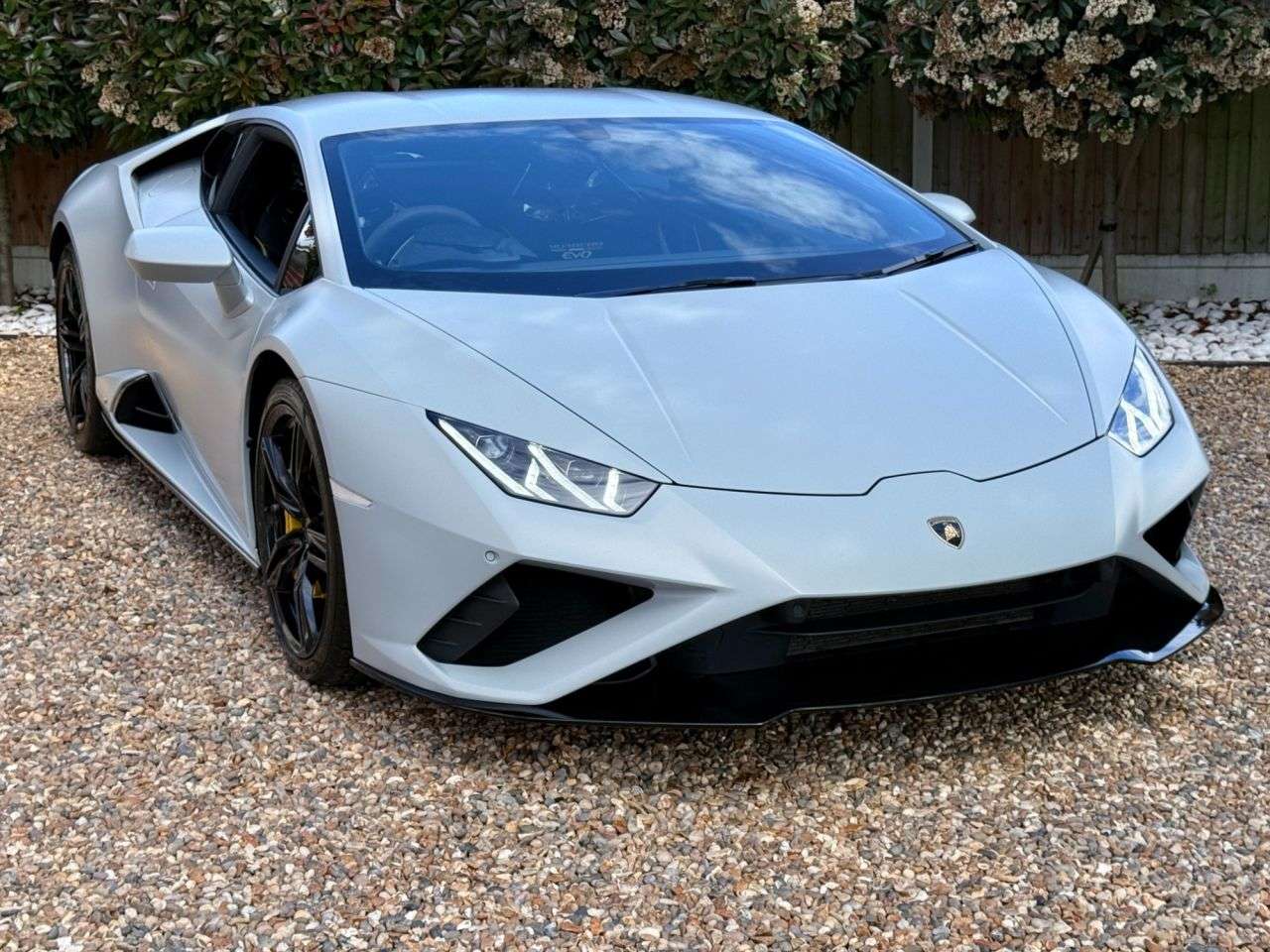 A 2020 LAMBORGHINI HURACAN 5.2 V10 LP 640-4 EVO CARBON BUCKET SEATS FRONT NOSE LIFT Coupe 2dr Petrol L A 2020 LAMBORGHINI HURACAN 5.2 V10 LP 640-4 EVO CARBON BUCKET SEATS FRONT NOSE LIFT Coupe 2dr Petrol L