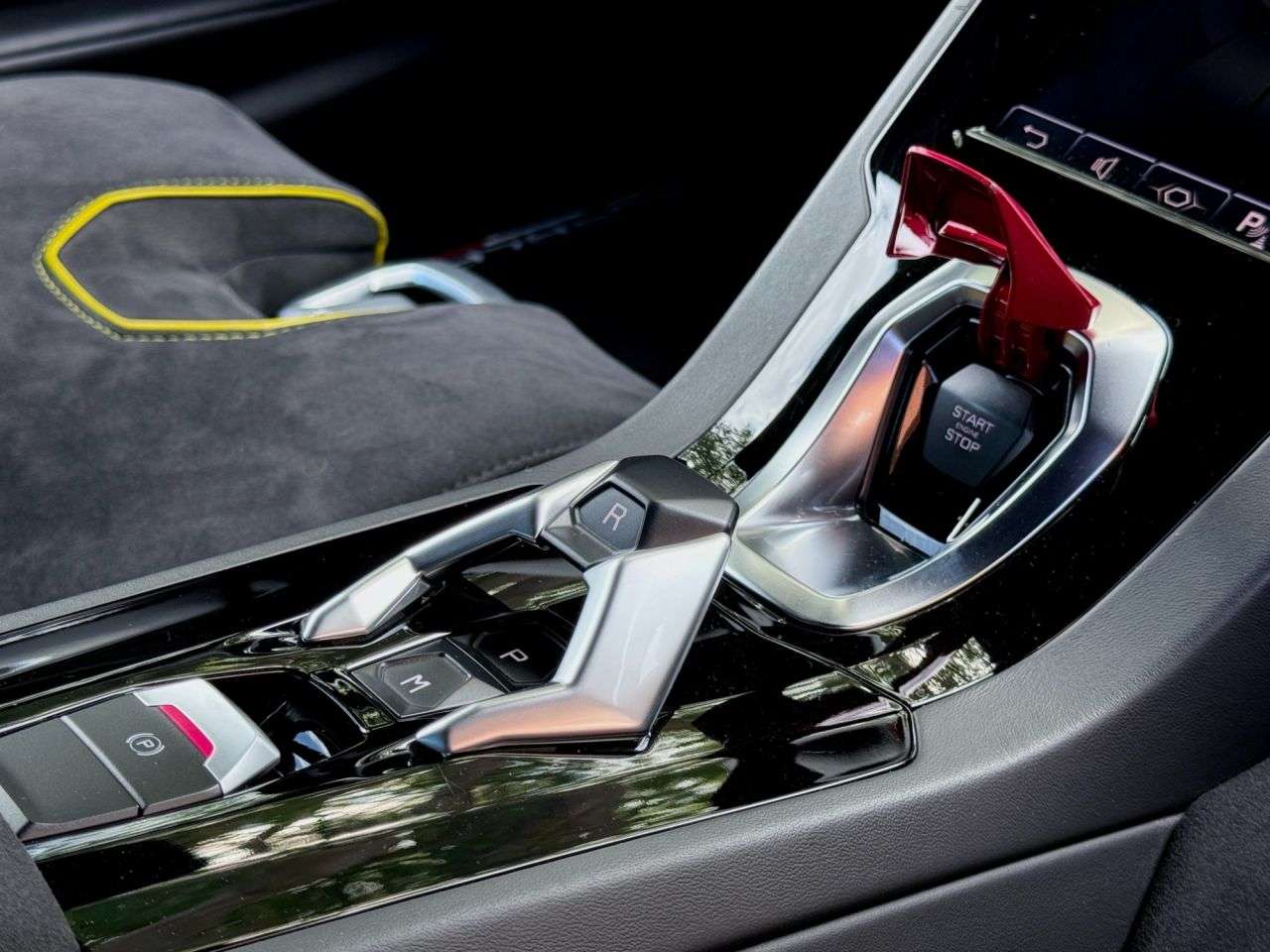 2020 LAMBORGHINI HURACAN 2020 LAMBORGHINI HURACAN