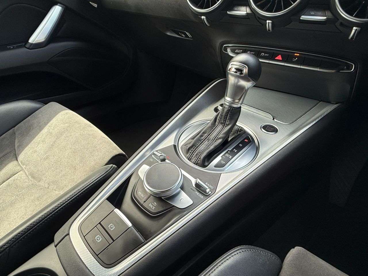 2021 AUDI TT 2021 AUDI TT