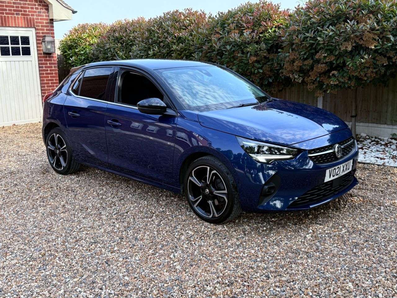 A 2021 VAUXHALL CORSA 1.2 Turbo Elite Nav Premium Hatchback 5dr Petrol Manual Euro 6 (s/s) (100 p A 2021 VAUXHALL CORSA 1.2 Turbo Elite Nav Premium Hatchback 5dr Petrol Manual Euro 6 (s/s) (100 p