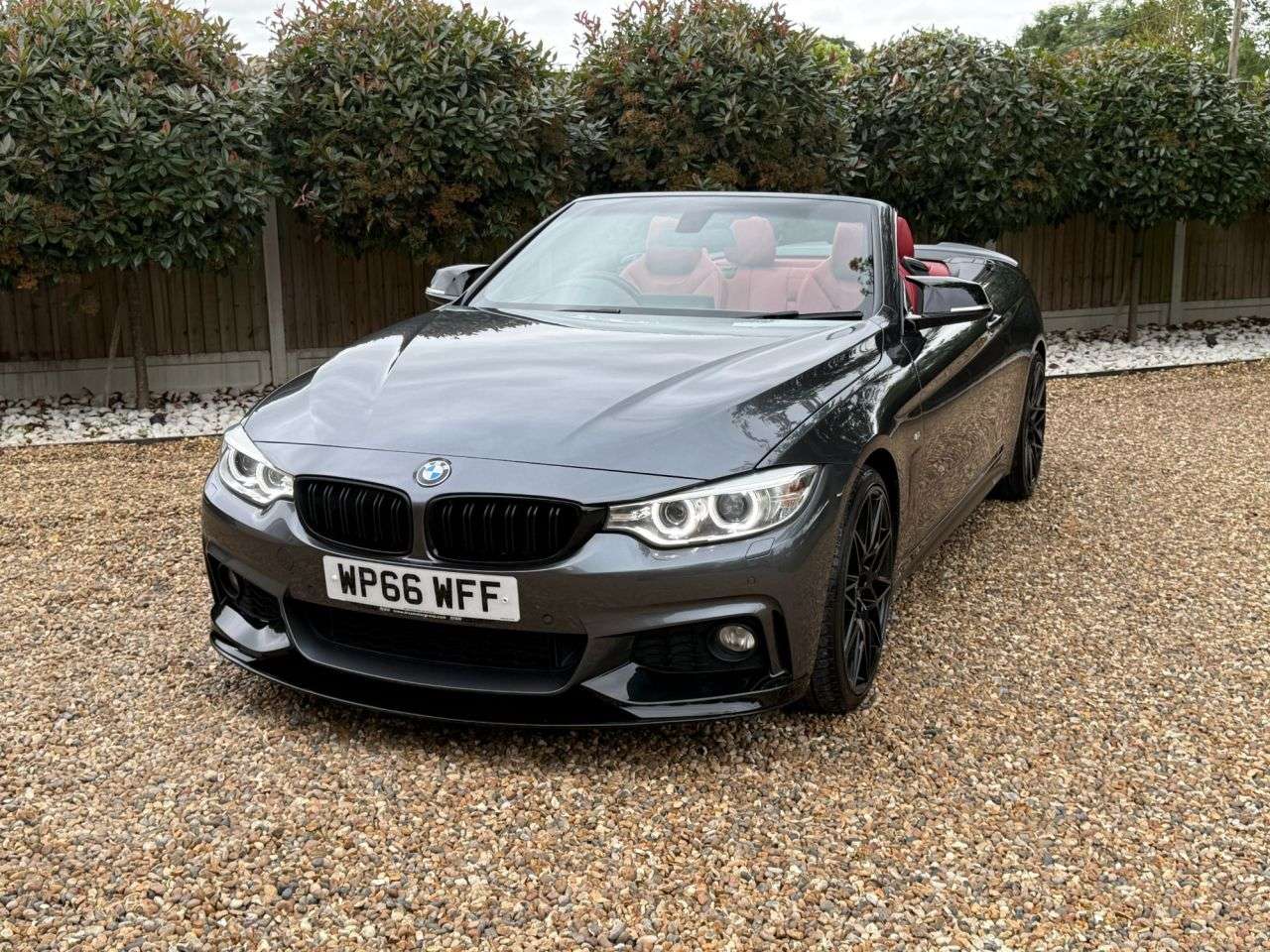A 2017 BMW 4 SERIES 2.0 420d M Sport Convertible 2dr Diesel Auto Euro 6 (s/s) (190 ps) A 2017 BMW 4 SERIES 2.0 420d M Sport Convertible 2dr Diesel Auto Euro 6 (s/s) (190 ps)