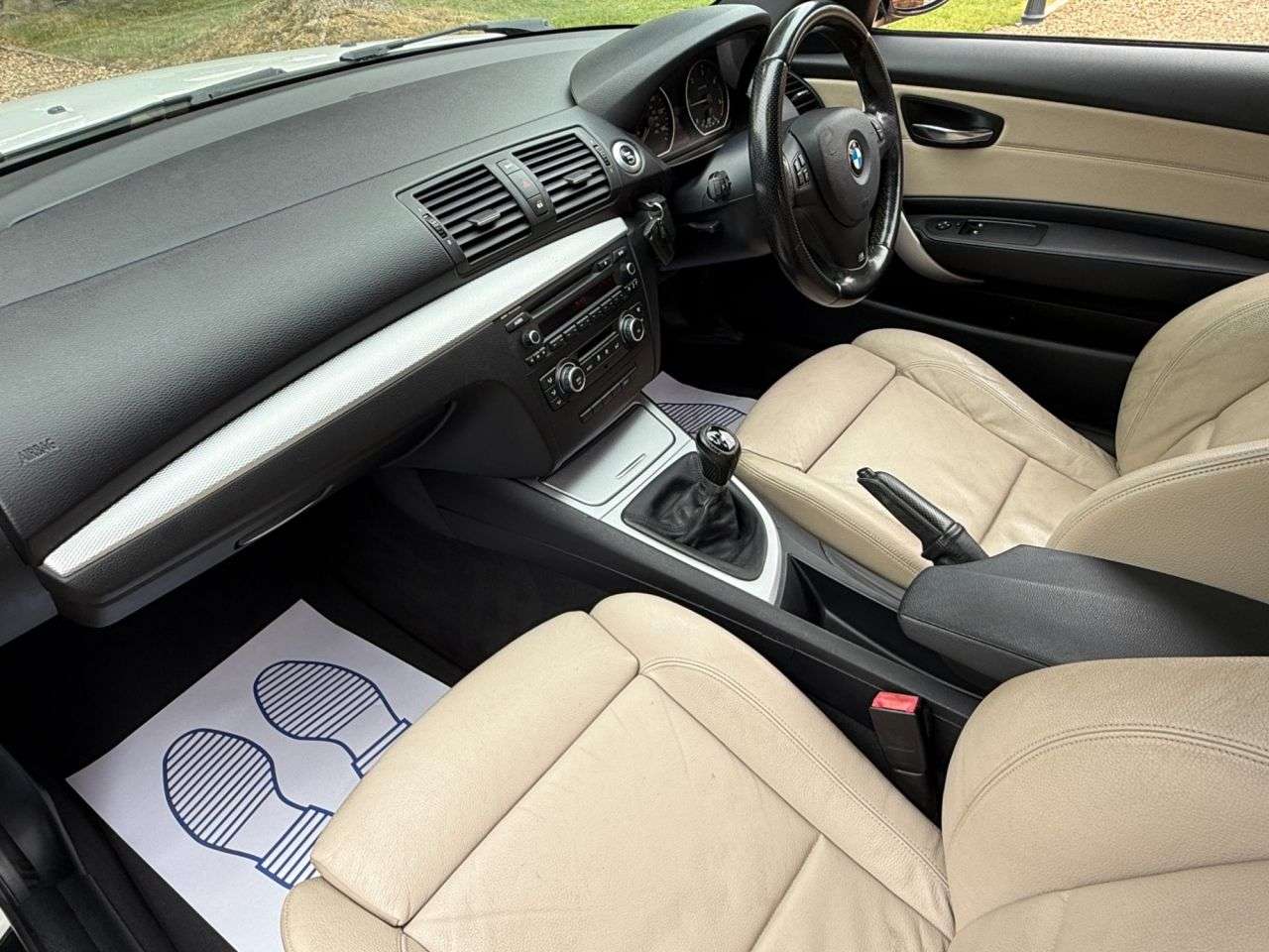2012 BMW 1 SERIES 2012 BMW 1 SERIES