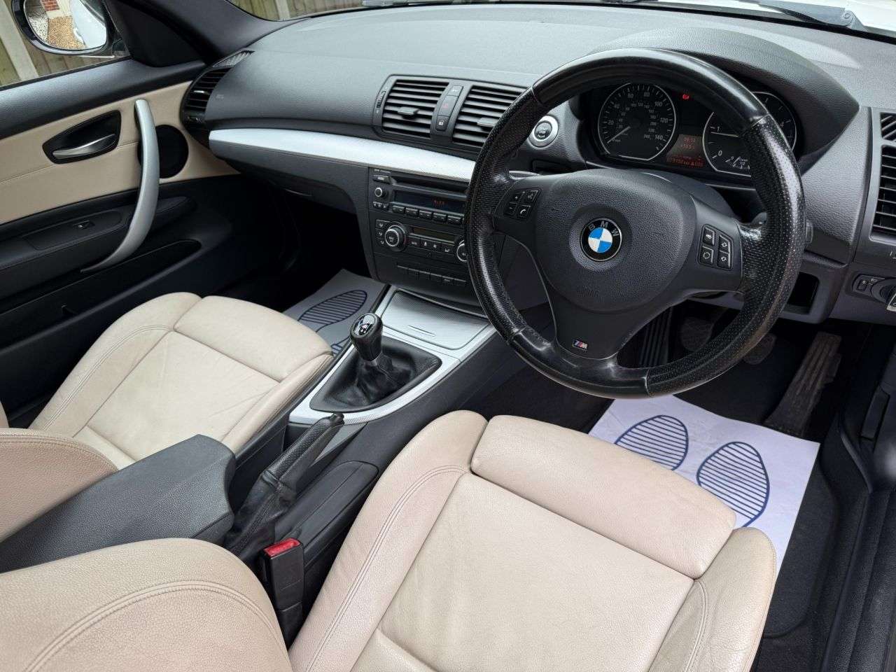 2012 BMW 1 SERIES 2012 BMW 1 SERIES
