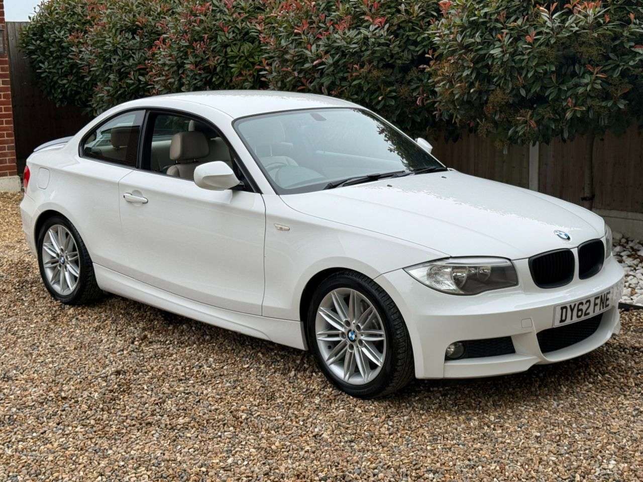 2012 BMW 1 SERIES 2012 BMW 1 SERIES