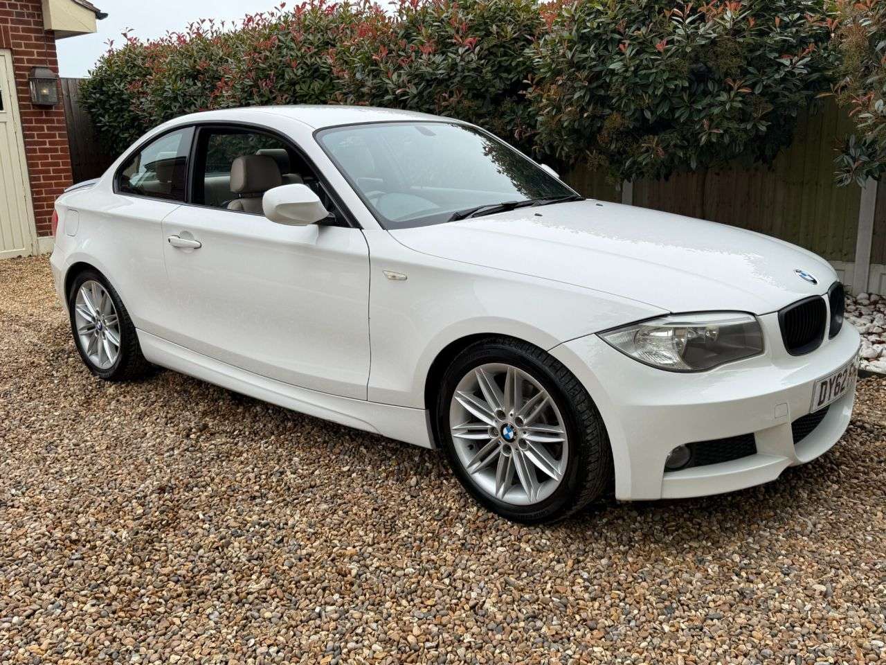 2012 BMW 1 SERIES 2012 BMW 1 SERIES