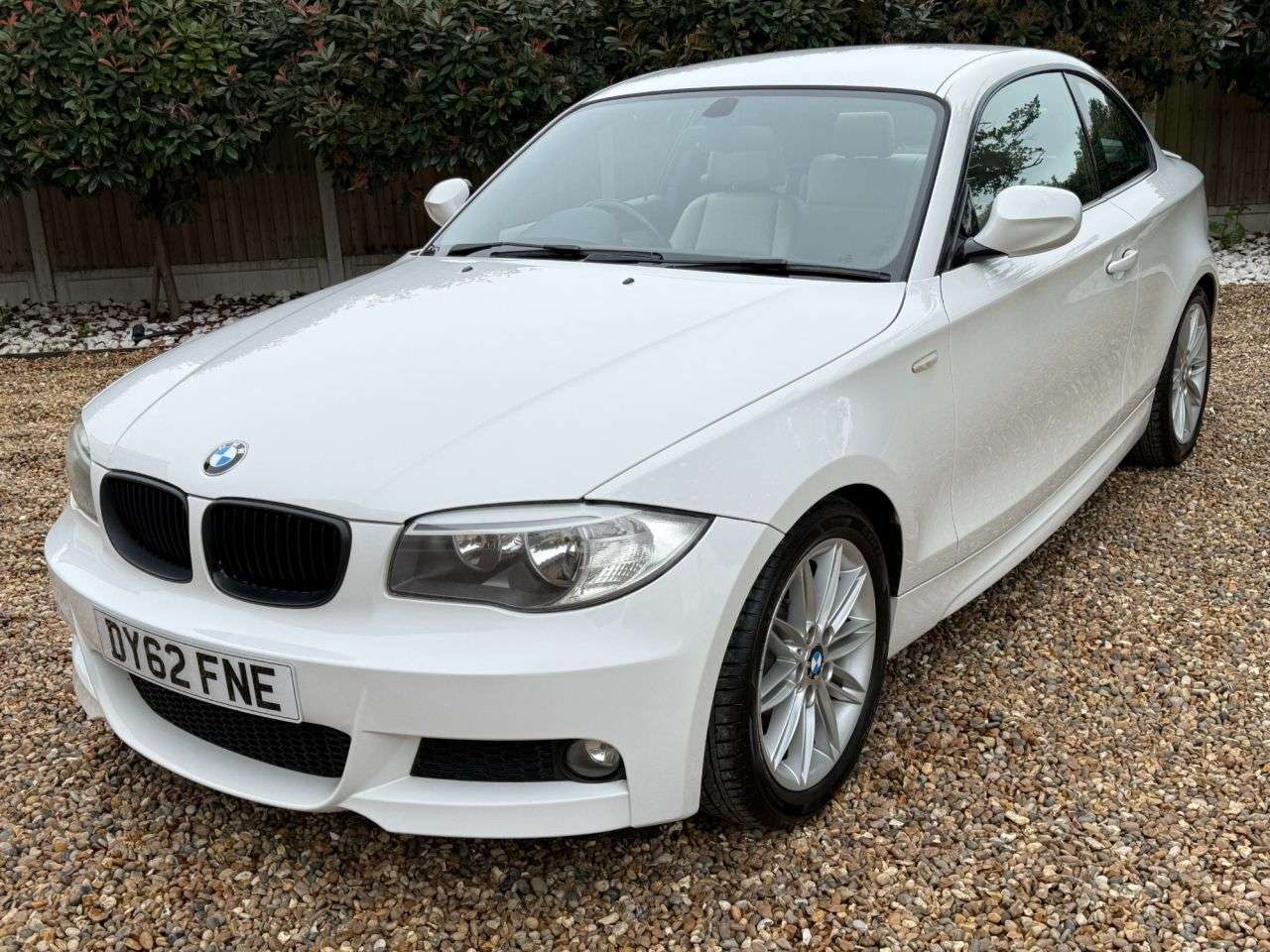 A 2012 BMW 1 SERIES 2.0 118d M Sport Coupe 2dr Diesel Manual Euro 5 (s/s) (143 ps) A 2012 BMW 1 SERIES 2.0 118d M Sport Coupe 2dr Diesel Manual Euro 5 (s/s) (143 ps)