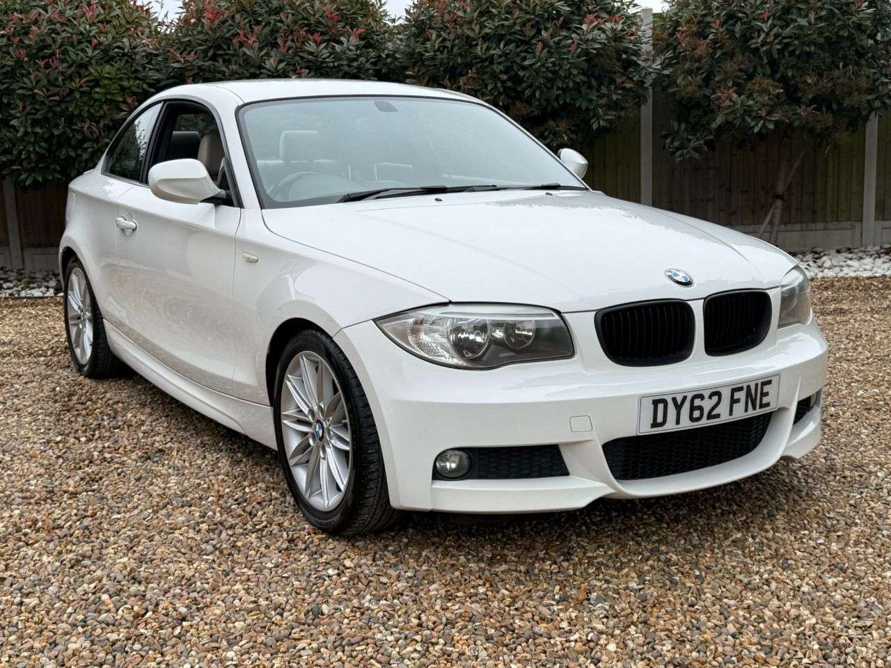 2012 BMW 1 SERIES 2012 BMW 1 SERIES