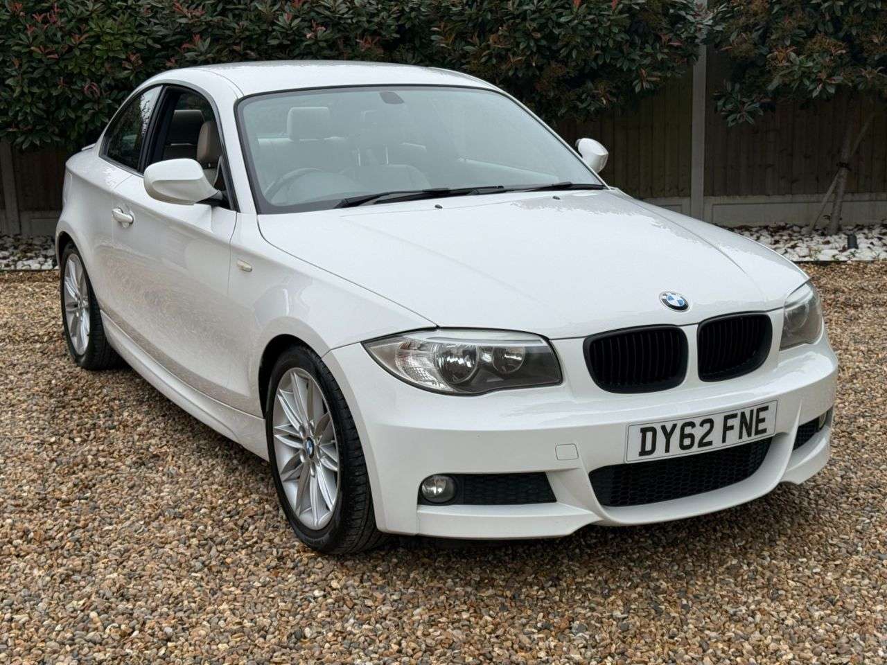 A 2012 BMW 1 SERIES 2.0 118d M Sport Coupe 2dr Diesel Manual Euro 5 (s/s) (143 ps) A 2012 BMW 1 SERIES 2.0 118d M Sport Coupe 2dr Diesel Manual Euro 5 (s/s) (143 ps)
