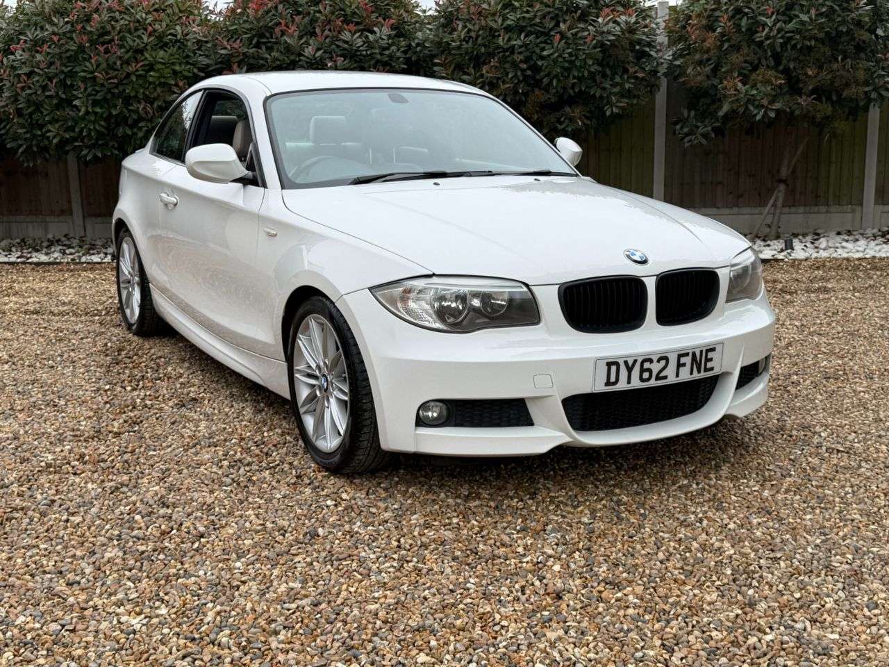 2012 BMW 1 SERIES 2012 BMW 1 SERIES