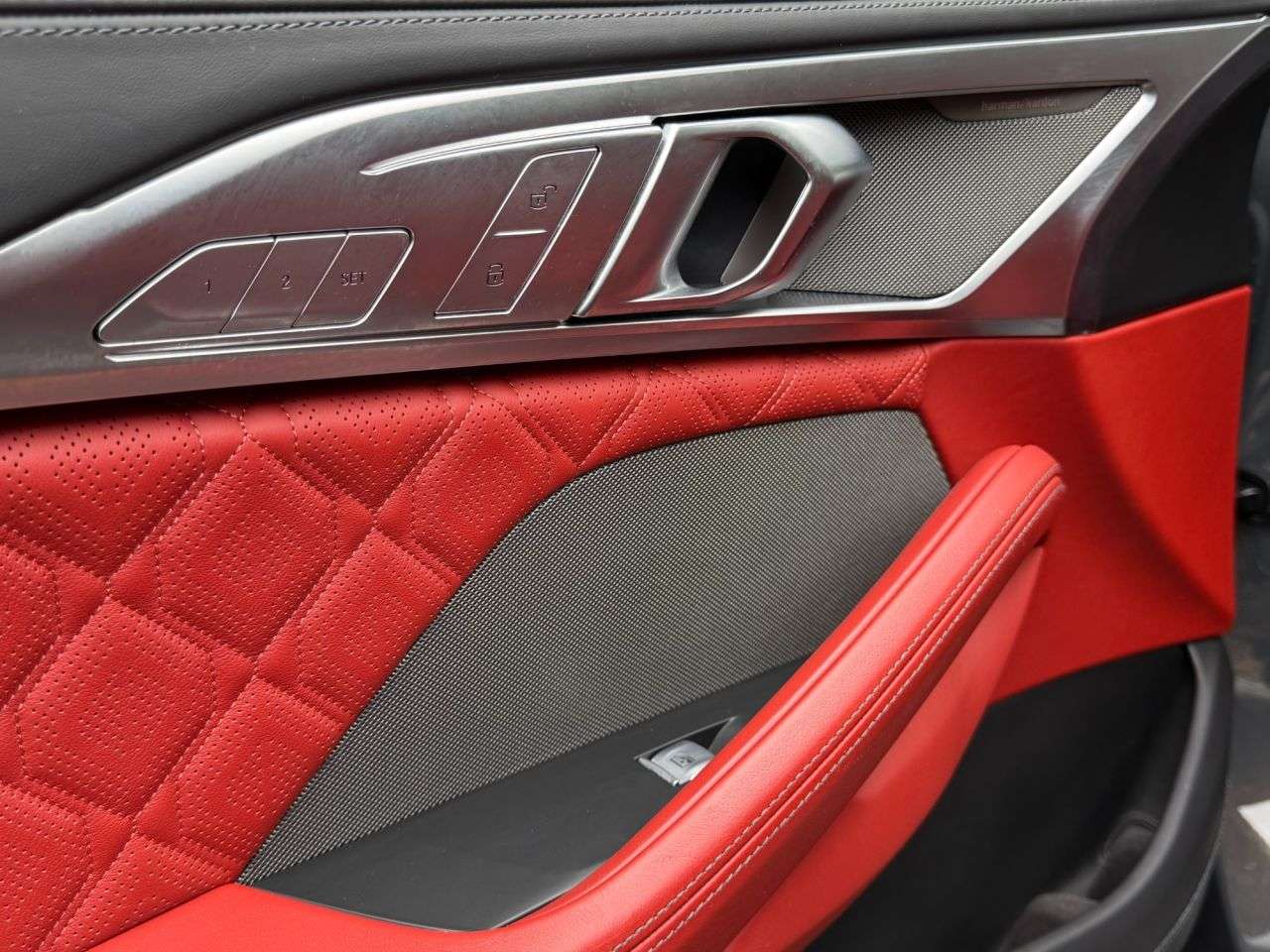 2021 BMW M8 GRAN COUPE 2021 BMW M8 GRAN COUPE