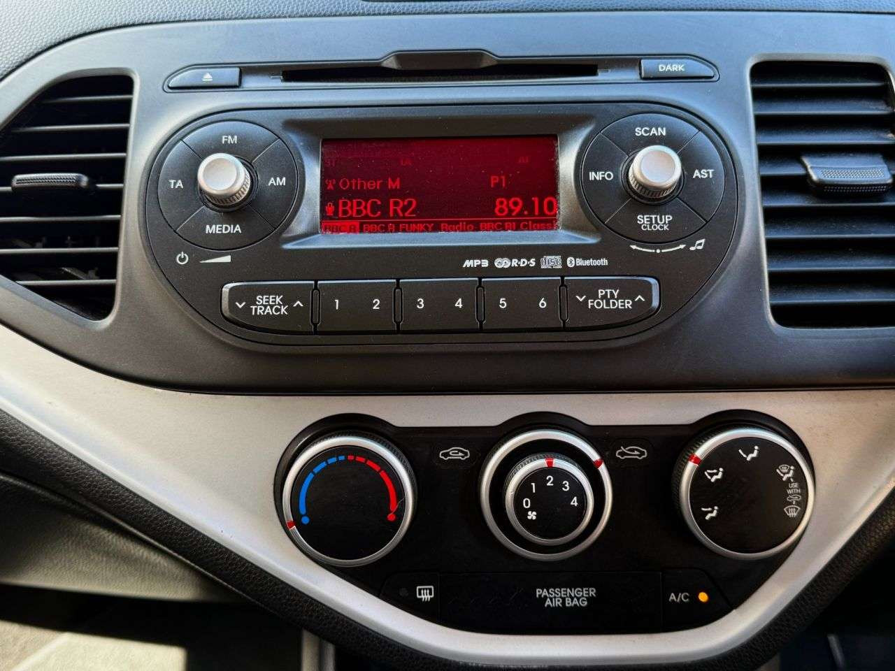 2014 KIA PICANTO 2014 KIA PICANTO