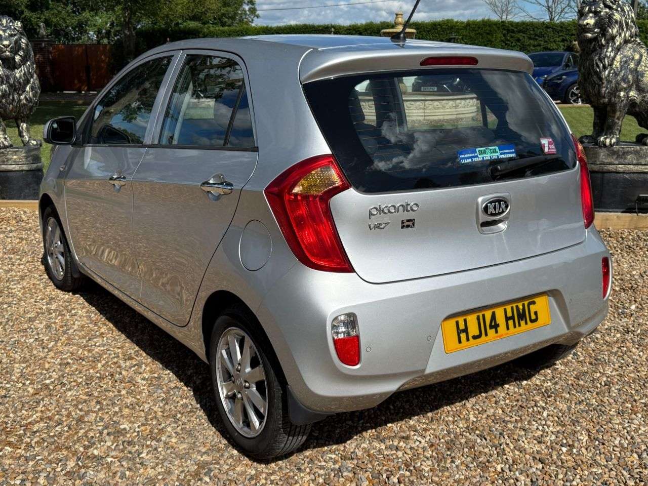 A 2014 KIA PICANTO 1.0 VR7 Hatchback 5dr Petrol Manual Euro 5 (68 bhp) A 2014 KIA PICANTO 1.0 VR7 Hatchback 5dr Petrol Manual Euro 5 (68 bhp)
