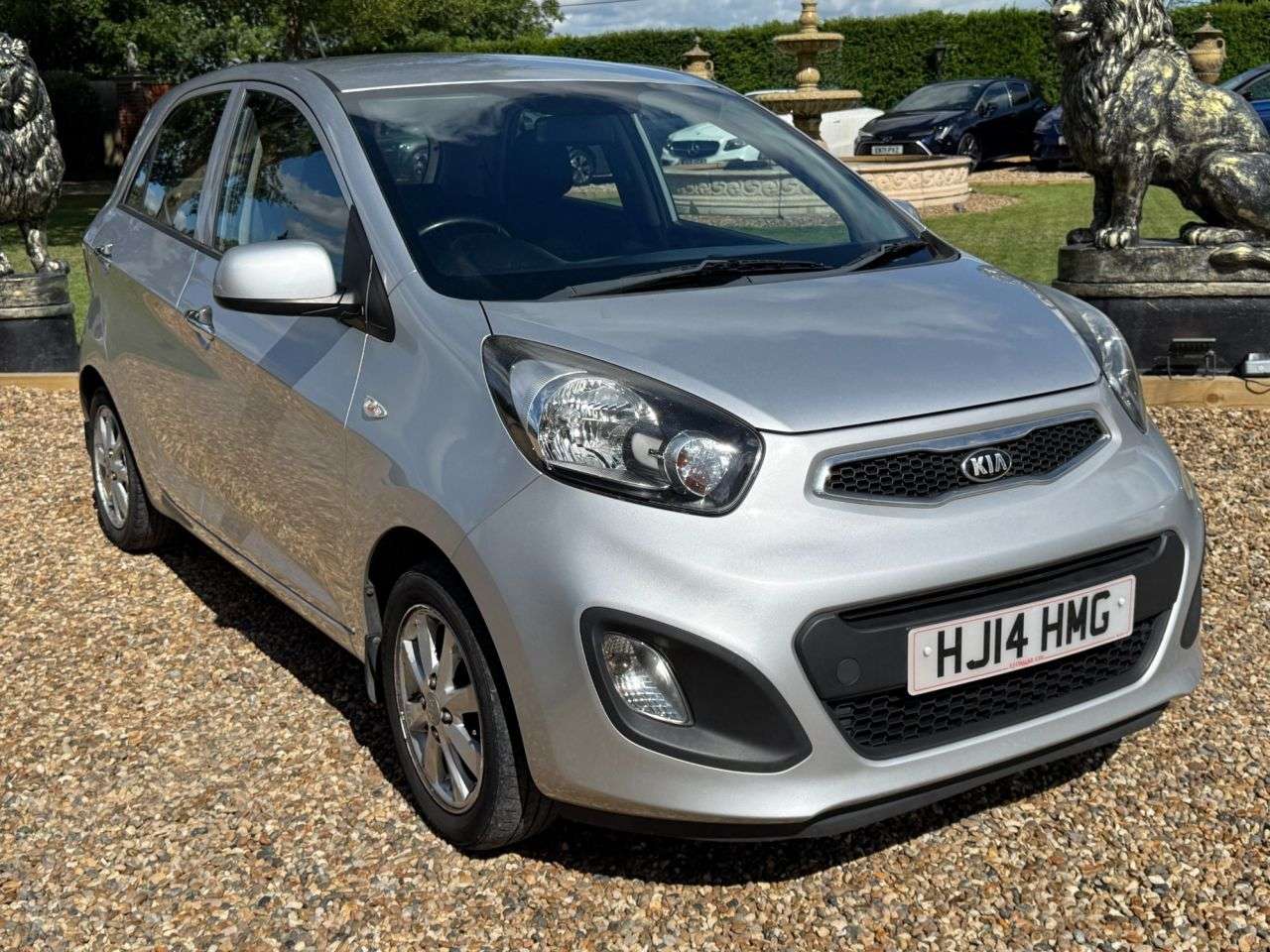 A 2014 KIA PICANTO 1.0 VR7 Hatchback 5dr Petrol Manual Euro 5 (68 bhp) A 2014 KIA PICANTO 1.0 VR7 Hatchback 5dr Petrol Manual Euro 5 (68 bhp)