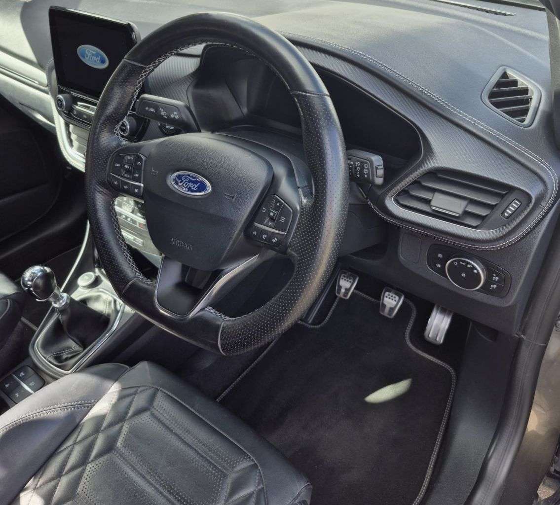 A 2021 FORD PUMA 1.0T EcoBoost MHEV ST-Line Vignale SUV 5dr Petrol Manual Euro 6 (s/s) (155 A 2021 FORD PUMA 1.0T EcoBoost MHEV ST-Line Vignale SUV 5dr Petrol Manual Euro 6 (s/s) (155