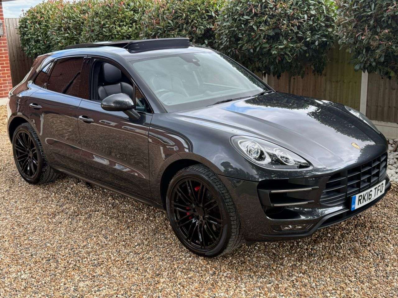 2016 PORSCHE MACAN 2016 PORSCHE MACAN