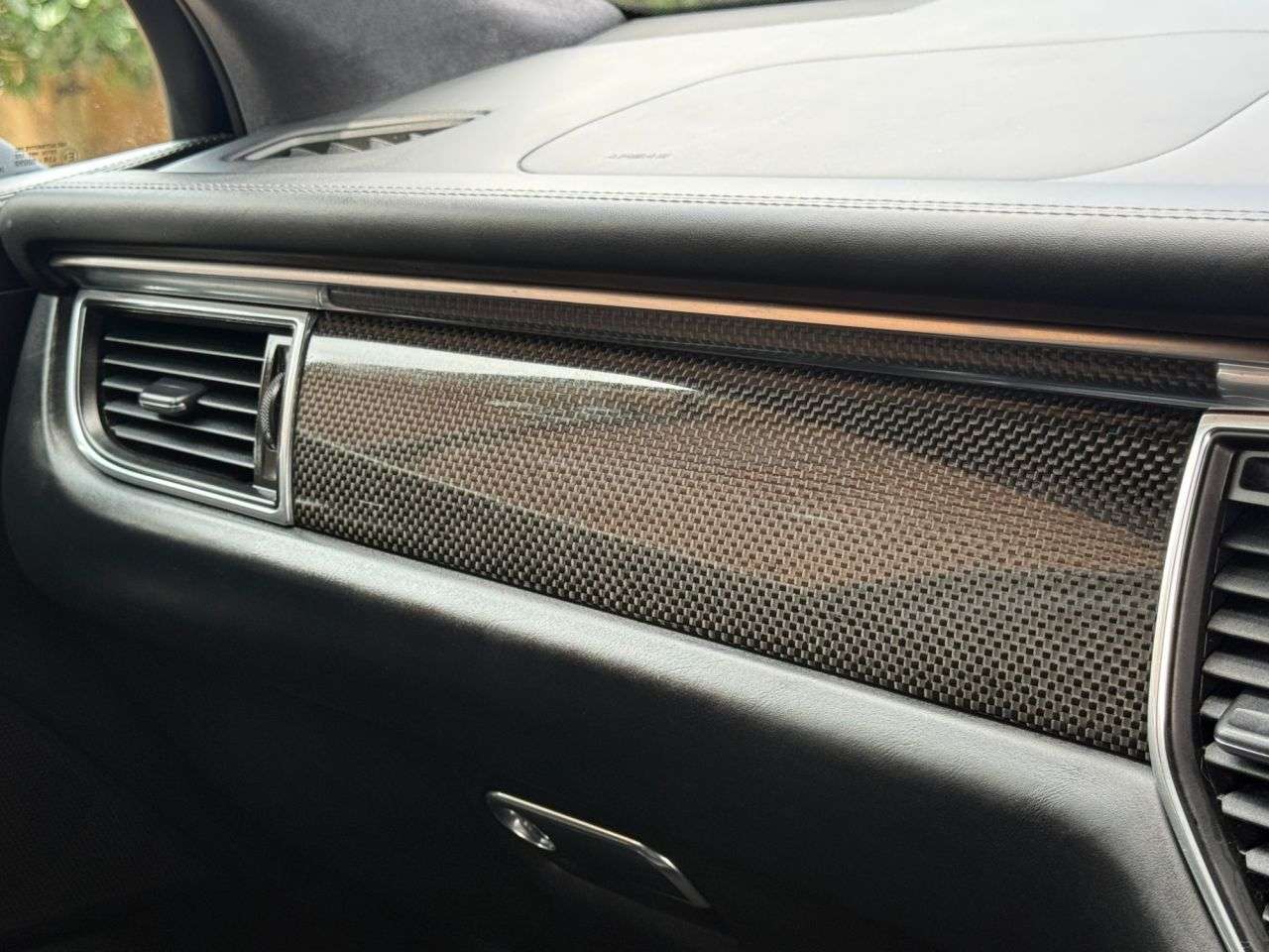 2016 PORSCHE MACAN 2016 PORSCHE MACAN