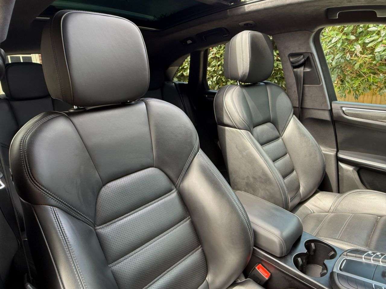 2016 PORSCHE MACAN 2016 PORSCHE MACAN