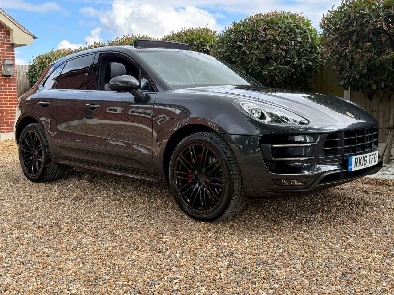 2016 PORSCHE MACAN 2016 PORSCHE MACAN