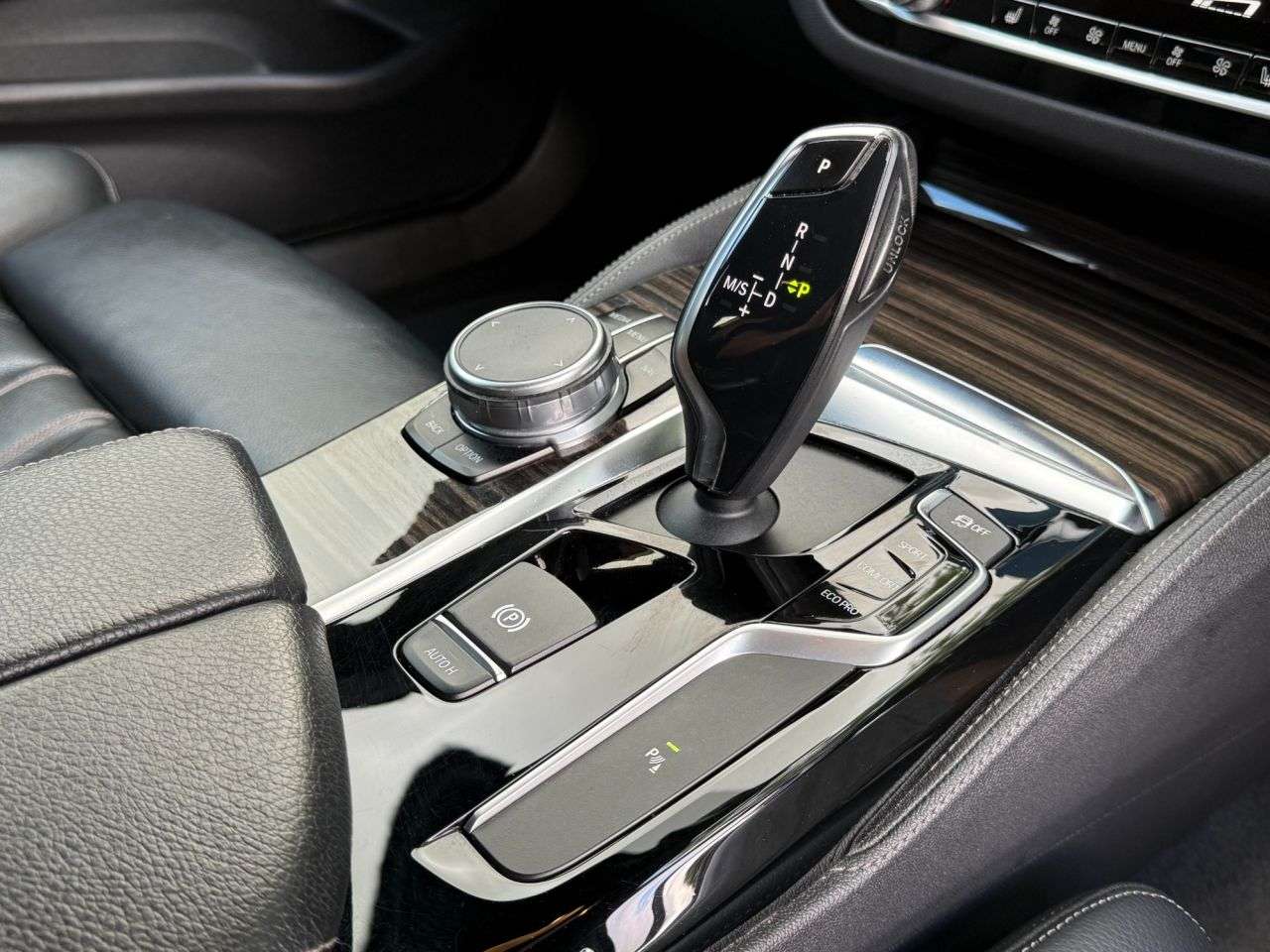 2018 BMW 5 SERIES 2018 BMW 5 SERIES