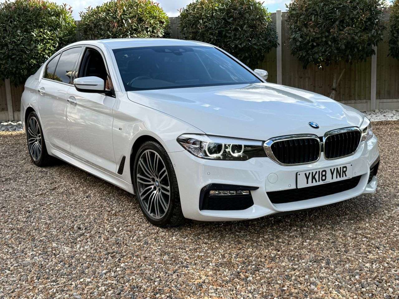 A 2018 BMW 5 SERIES 2.0 520i GPF M Sport Saloon 4dr Petrol Auto Euro 6 (s/s) (184 ps) A 2018 BMW 5 SERIES 2.0 520i GPF M Sport Saloon 4dr Petrol Auto Euro 6 (s/s) (184 ps)