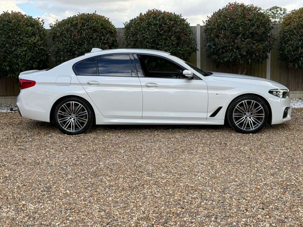 2018 BMW 5 SERIES 2018 BMW 5 SERIES