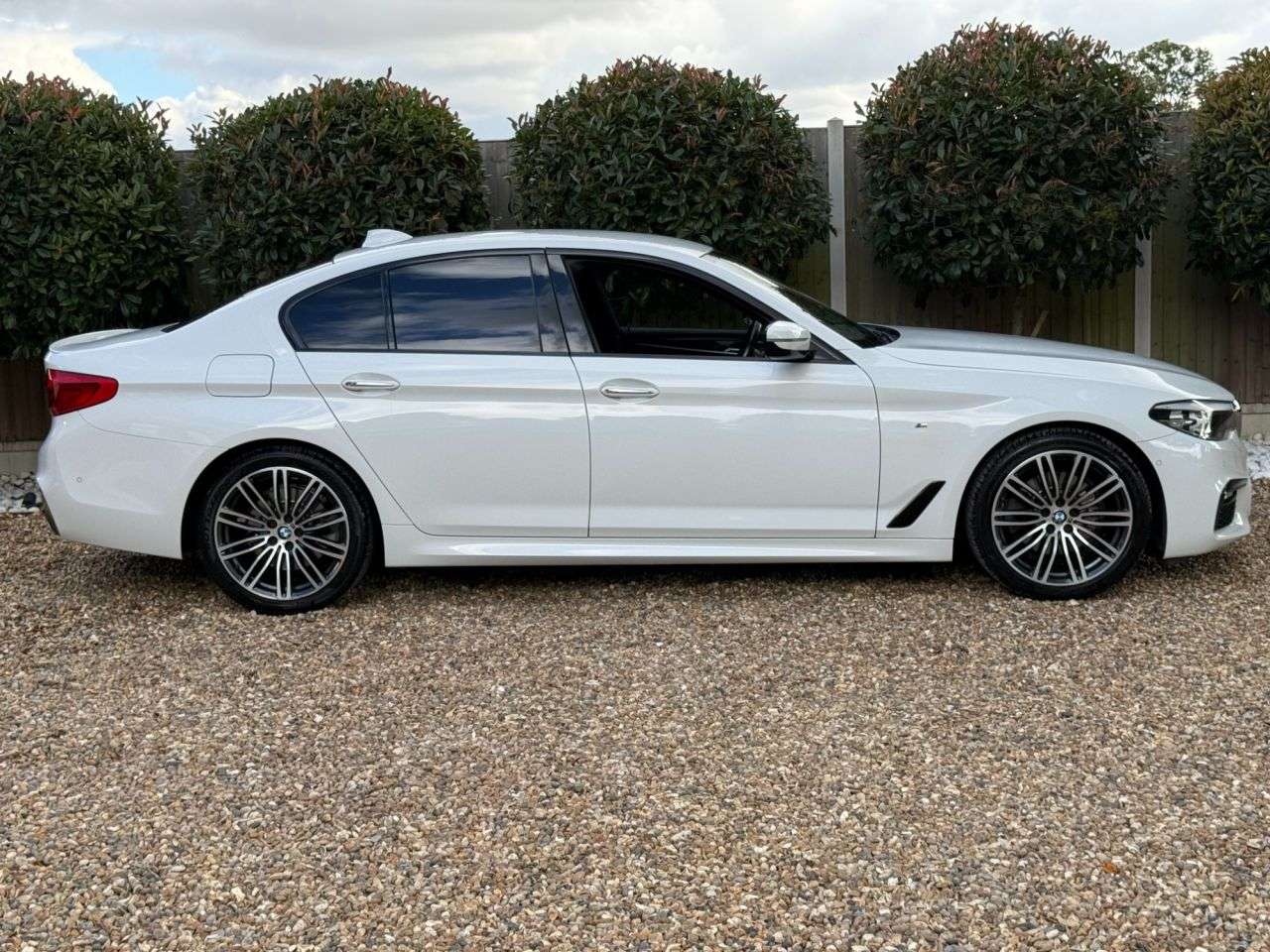 2018 BMW 5 SERIES 2018 BMW 5 SERIES