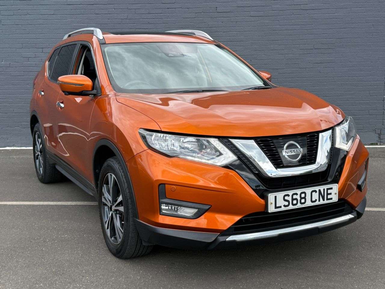 A 2018 NISSAN X-TRAIL 2.0 dCi N-Connecta SUV 5dr Diesel XTRON 4WD Euro 6 (s/s) (177 ps) A 2018 NISSAN X-TRAIL 2.0 dCi N-Connecta SUV 5dr Diesel XTRON 4WD Euro 6 (s/s) (177 ps)
