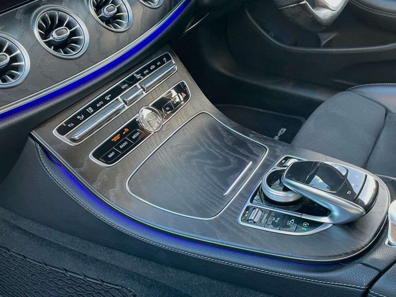 2019 MERCEDES-BENZ E CLASS 2019 MERCEDES-BENZ E CLASS