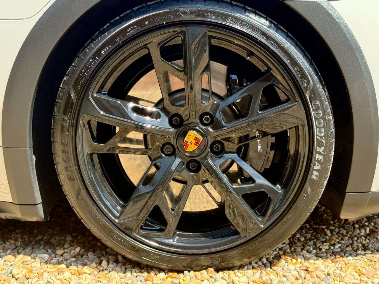 2022 PORSCHE TAYCAN 2022 PORSCHE TAYCAN