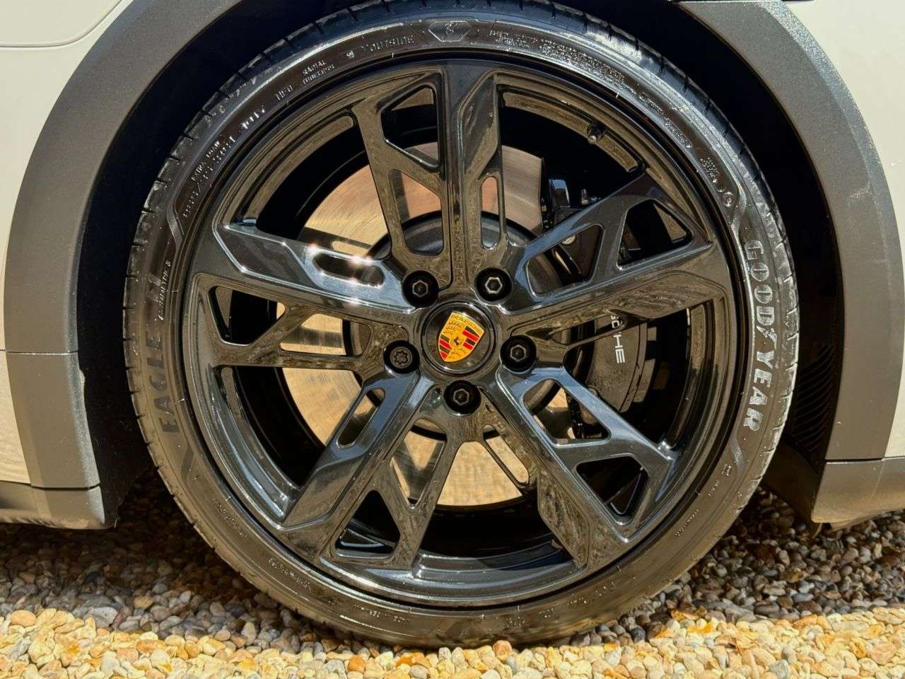 2022 PORSCHE TAYCAN 2022 PORSCHE TAYCAN