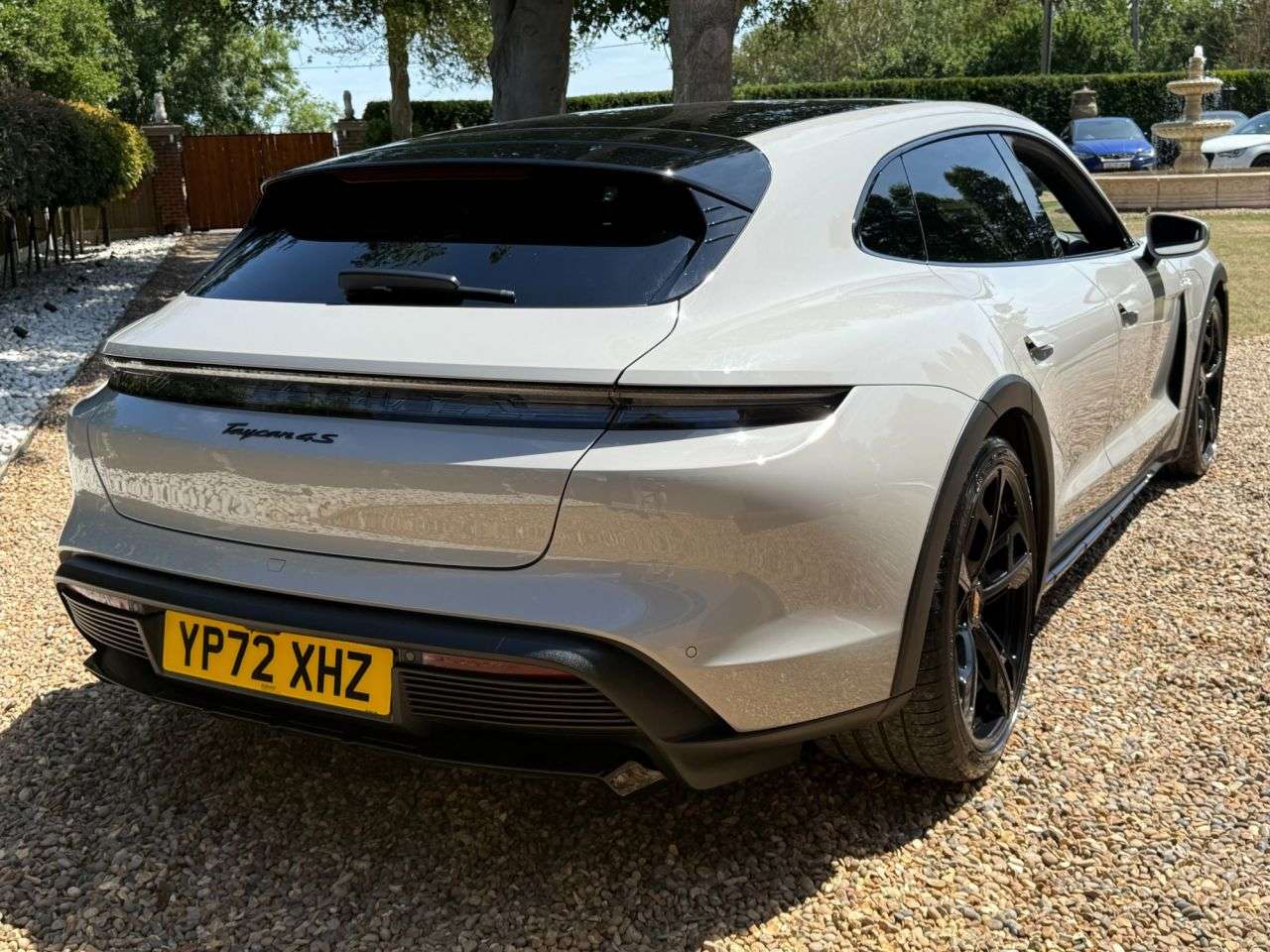 2022 PORSCHE TAYCAN 2022 PORSCHE TAYCAN