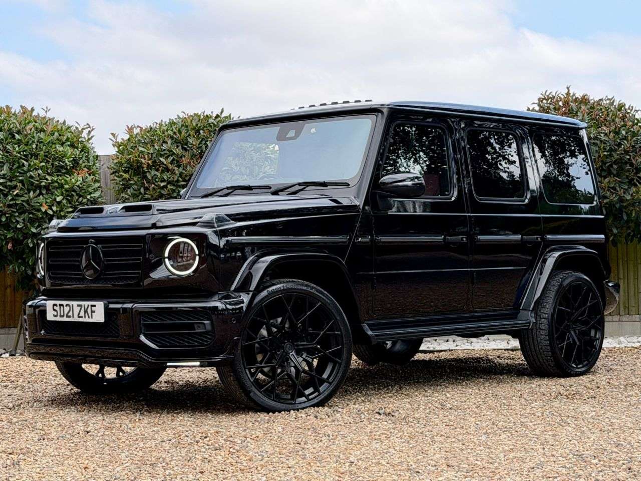A 2021 MERCEDES-BENZ G CLASS 2.9 G400d URBAN EDITION AMG Line (Premium Plus) SUV 5dr Diesel G-Tronic 4MA A 2021 MERCEDES-BENZ G CLASS 2.9 G400d URBAN EDITION AMG Line (Premium Plus) SUV 5dr Diesel G-Tronic 4MA