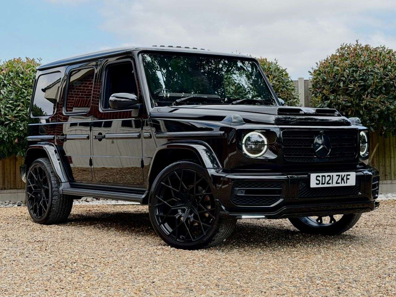 A 2021 MERCEDES-BENZ G CLASS 2.9 G400d URBAN EDITION AMG Line (Premium Plus) SUV 5dr Diesel G-Tronic 4MA A 2021 MERCEDES-BENZ G CLASS 2.9 G400d URBAN EDITION AMG Line (Premium Plus) SUV 5dr Diesel G-Tronic 4MA