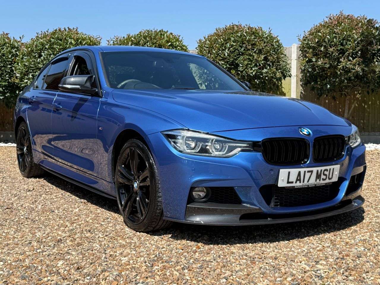 A 2017 BMW 3 SERIES 3.0 335d M Sport Saloon 4dr Diesel Auto xDrive Euro 6 (s/s) (313 ps) A 2017 BMW 3 SERIES 3.0 335d M Sport Saloon 4dr Diesel Auto xDrive Euro 6 (s/s) (313 ps)