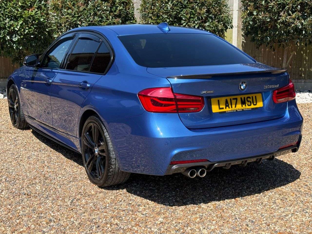 A 2017 BMW 3 SERIES 3.0 335d M Sport Saloon 4dr Diesel Auto xDrive Euro 6 (s/s) (313 ps) A 2017 BMW 3 SERIES 3.0 335d M Sport Saloon 4dr Diesel Auto xDrive Euro 6 (s/s) (313 ps)