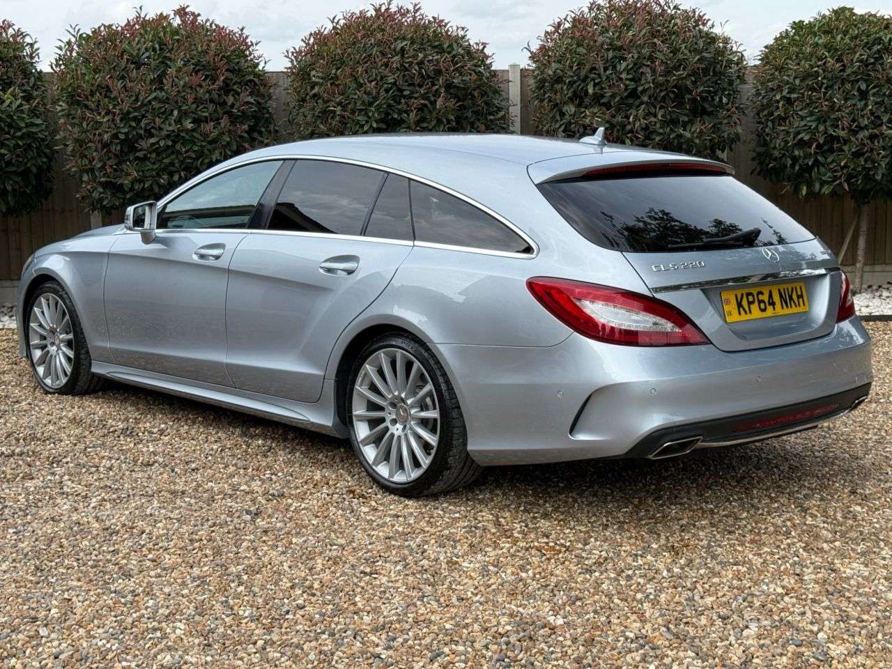A 2014 MERCEDES-BENZ CLS 2.1 CLS220 BlueTEC AMG Line Shooting Brake 5dr Diesel G-Tronic+ Euro 6 (s/s A 2014 MERCEDES-BENZ CLS 2.1 CLS220 BlueTEC AMG Line Shooting Brake 5dr Diesel G-Tronic+ Euro 6 (s/s