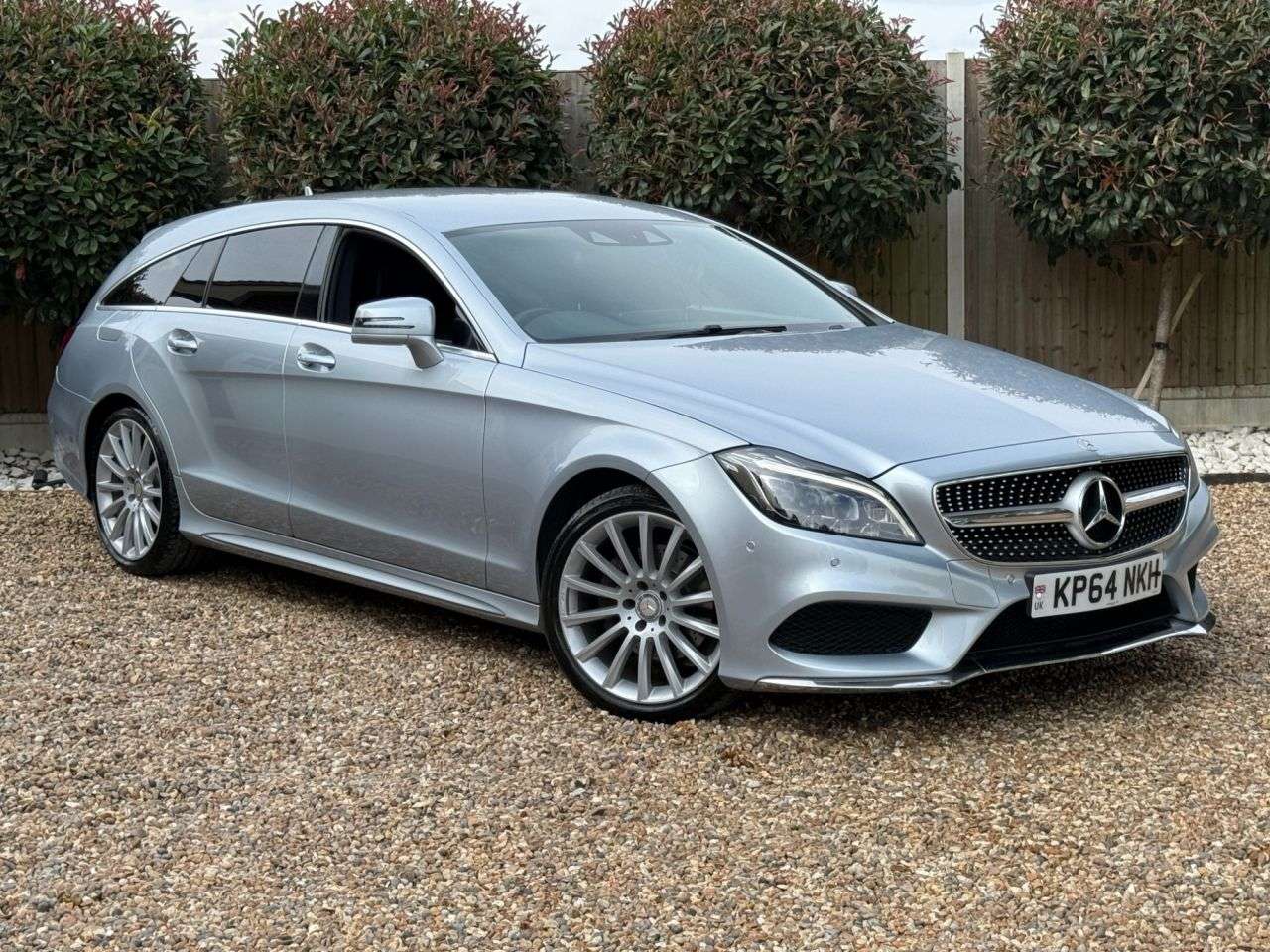 A 2014 MERCEDES-BENZ CLS 2.1 CLS220 BlueTEC AMG Line Shooting Brake 5dr Diesel G-Tronic+ Euro 6 (s/s A 2014 MERCEDES-BENZ CLS 2.1 CLS220 BlueTEC AMG Line Shooting Brake 5dr Diesel G-Tronic+ Euro 6 (s/s