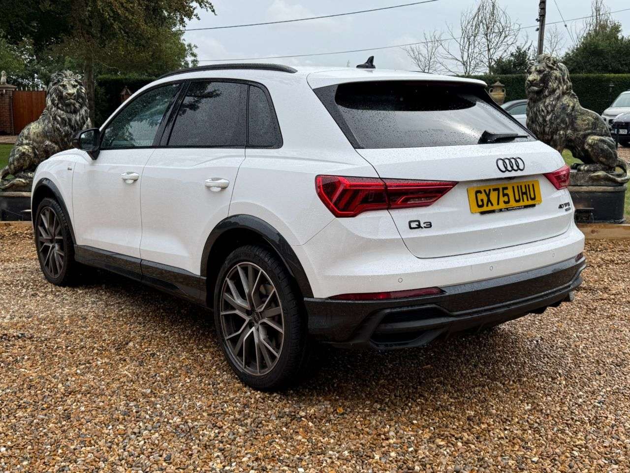 A 2025 AUDI Q3 2.0 TFSI 40 Black Edition SUV 5dr Petrol S Tronic quattro Euro 6 (s/s) (190 A 2025 AUDI Q3 2.0 TFSI 40 Black Edition SUV 5dr Petrol S Tronic quattro Euro 6 (s/s) (190