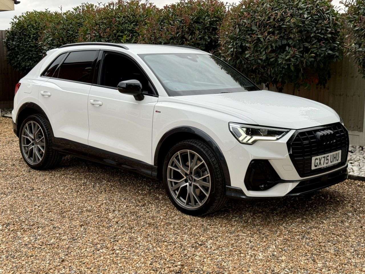 A 2025 AUDI Q3 2.0 TFSI 40 Black Edition SUV 5dr Petrol S Tronic quattro Euro 6 (s/s) (190 A 2025 AUDI Q3 2.0 TFSI 40 Black Edition SUV 5dr Petrol S Tronic quattro Euro 6 (s/s) (190