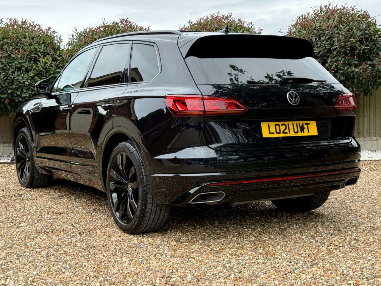 A 2021 VOLKSWAGEN TOUAREG 3.0 TDI V6 Black Edition SUV 5dr Diesel Tiptronic 4Motion Euro 6 (s/s) (286 A 2021 VOLKSWAGEN TOUAREG 3.0 TDI V6 Black Edition SUV 5dr Diesel Tiptronic 4Motion Euro 6 (s/s) (286
